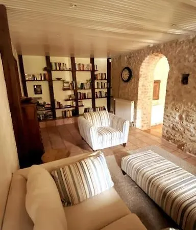 Villa Uniquely Private In The Charente Puyreaux
