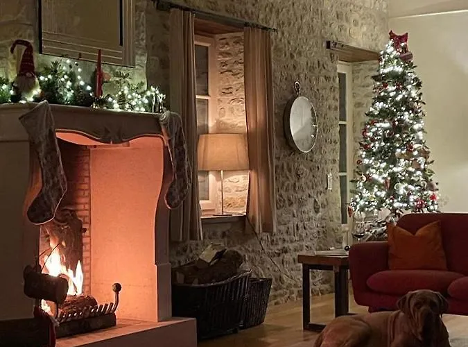 Uniquely Private In The Charente Puyreaux