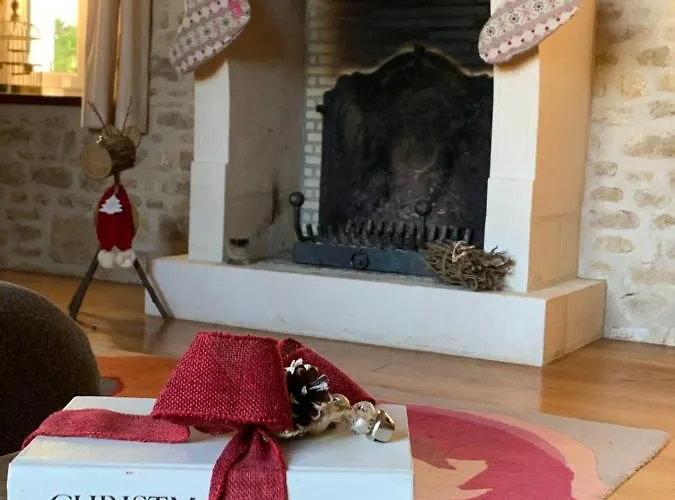 Uniquely Private In The Charente Villa *