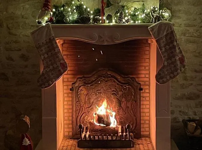 Uniquely Private In The Charente Puyreaux