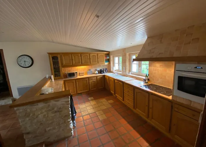 Villa Uniquely Private In The Charente Puyreaux