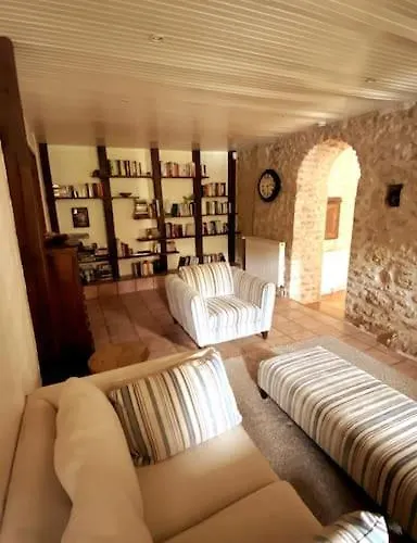 Villa Uniquely Private In The Charente Puyreaux